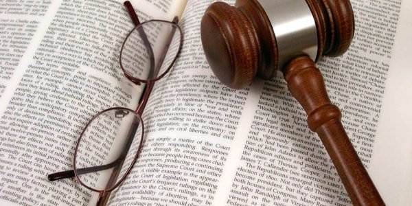 كيفية ترجمة العقود القانونية	